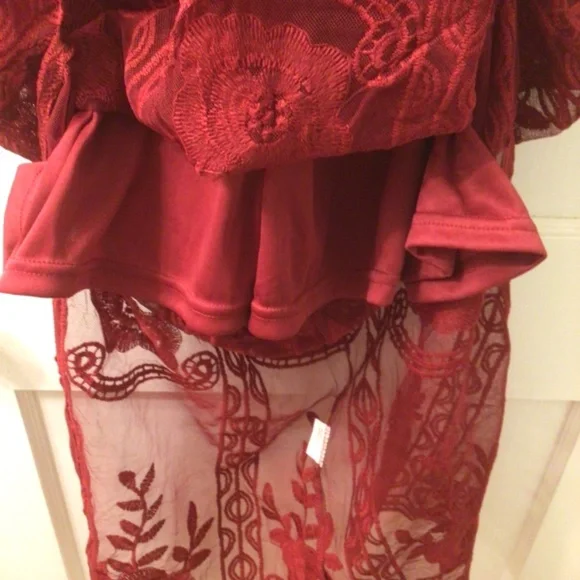 2xHP💝Merlot Lace Maxi Dress/Romper sz medium - Picture 13 of 16